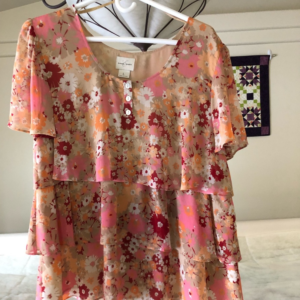 Women’s dress blouse